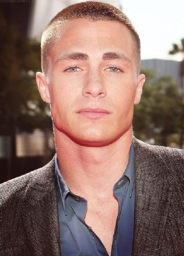 Kiểu tóc đầu đinh húi cua của diễn viên Colton Haynes