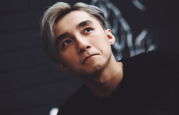Side Part vuốt rủ