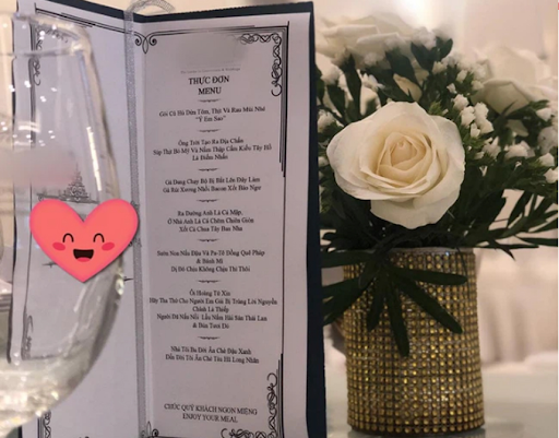 Mẫu thực đơn tiệc cưới để bàn truyền thống đơn giản, có tính ứng dụng cao