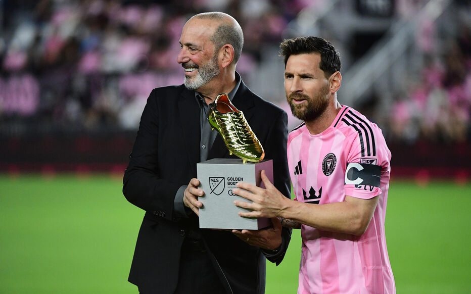 Giải Đấu MLS Là Gì? Lịch Sử Và Thể Thức Thi Đấu Chi Tiết